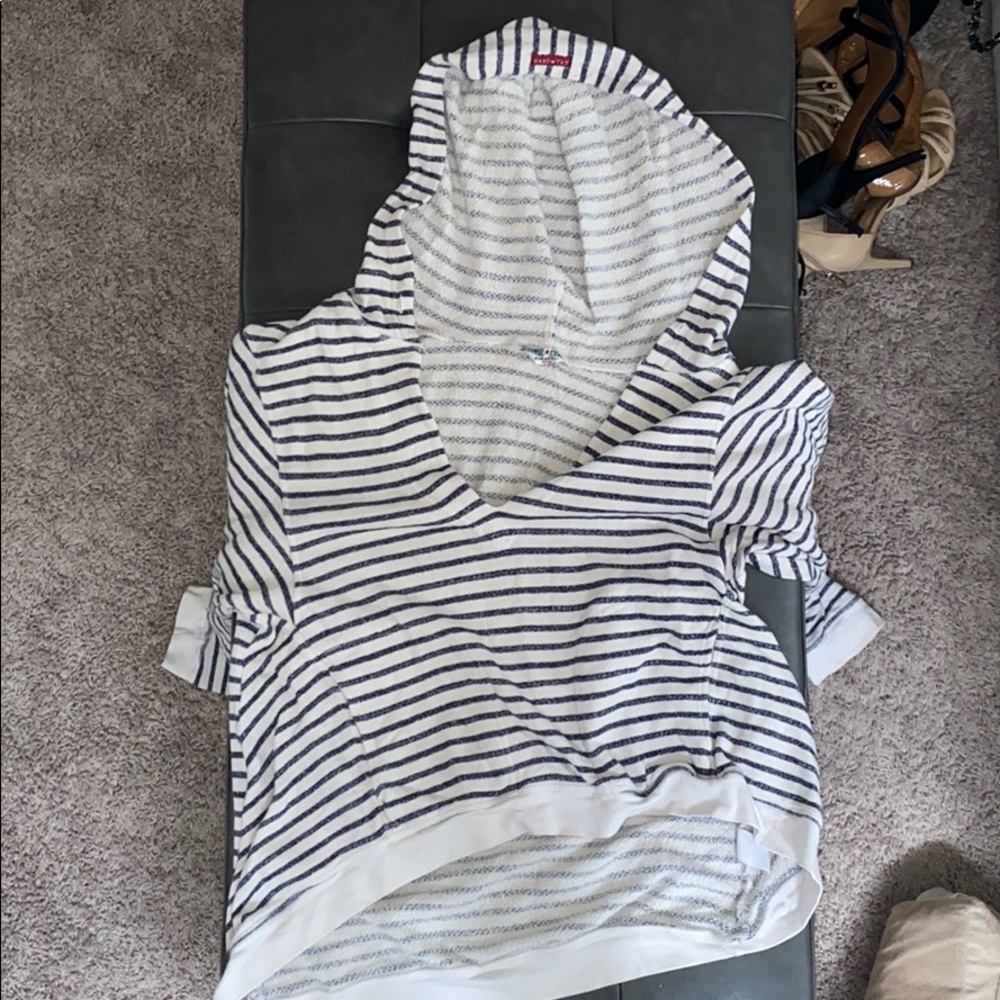 Hard Tail Cropped Hoodie